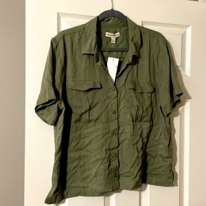 Alexander Jordan sage green top NWT